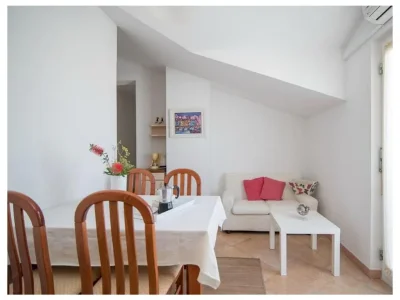 Apartment Two bedroom apartment with terrace and sea view Supetar, Brač A-16774-b - Outdoor photo 16