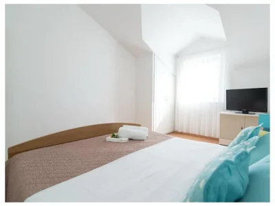 Apartment Two bedroom apartment with terrace and sea view Supetar, Brač A-16774-b - Outdoor photo 26