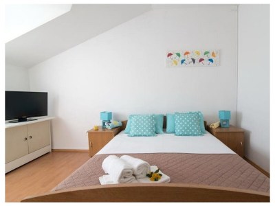 Apartment Two bedroom apartment with terrace and sea view Supetar, Brač A-16774-b - Outdoor photo 27