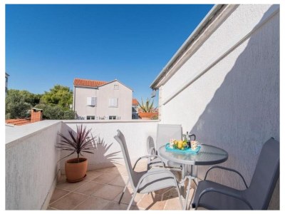 Apartment One bedroom apartment with terrace and sea view Supetar, Brač A-16774-c - Outdoor photo 27