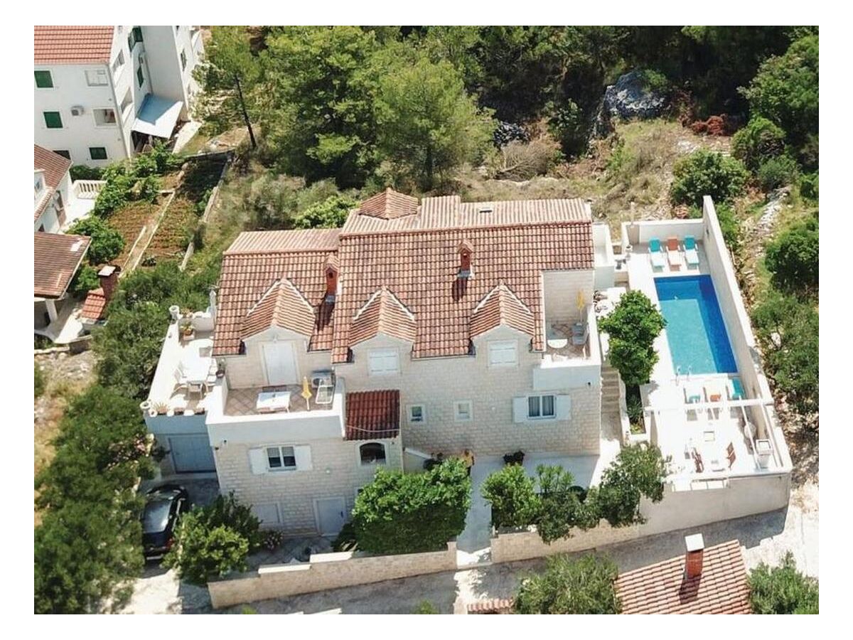 Apartment Three bedroom apartment with terrace and sea view Supetar, Brač A-16774-d - Outdoor photo 2