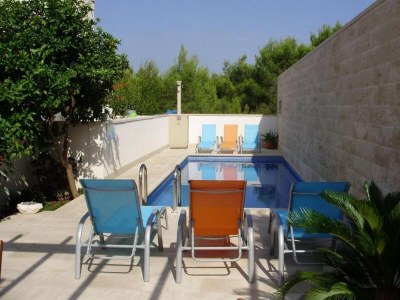 Apartment Three bedroom apartment with terrace and sea view Supetar, Brač A-16774-d - Outdoor photo 11