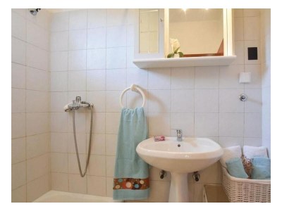 Apartment Three bedroom apartment with terrace and sea view Supetar, Brač A-16774-d - Outdoor photo 23