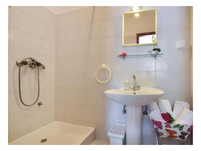 Apartment Three bedroom apartment with terrace and sea view Supetar, Brač A-16774-d - Outdoor photo 24