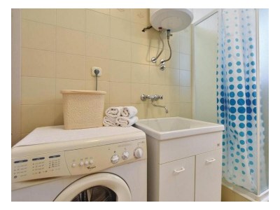 Apartment Three bedroom apartment with terrace and sea view Supetar, Brač A-16774-d - Outdoor photo 25