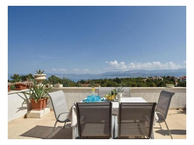 Apartment Three bedroom apartment with terrace and sea view Supetar, Brač A-16774-d - Outdoor photo 27