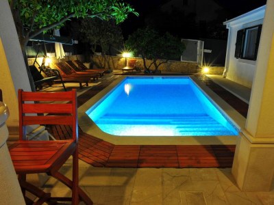 Apartment Two bedroom apartment with terrace and sea view Sutivan, Brač A-16846-a - Outdoor photo 11