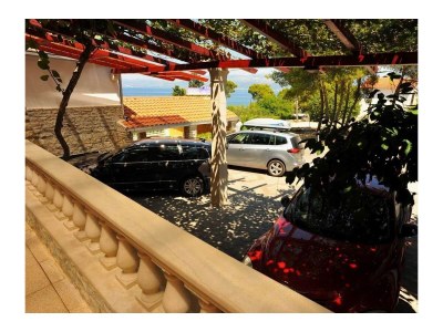 Apartment Two bedroom apartment with terrace and sea view Sutivan, Brač A-16846-a - Outdoor photo 14