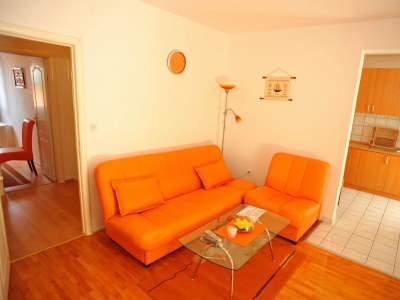 Apartment Two bedroom apartment with terrace and sea view Sutivan, Brač A-16846-a - Outdoor photo 16