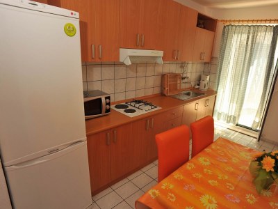 Apartment Two bedroom apartment with terrace and sea view Sutivan, Brač A-16846-a - Outdoor photo 18