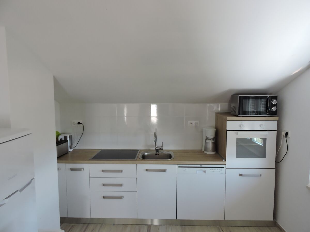 Apartment Two bedroom apartment with balcony and sea view Trogir A-16898-b - Outdoor photo 4