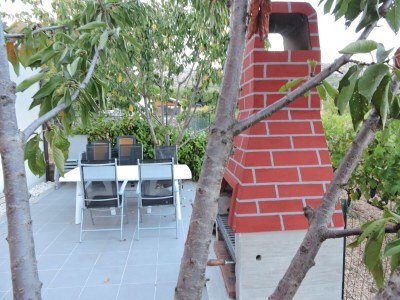 Apartment Two bedroom apartment with balcony and sea view Trogir A-16898-b - Outdoor photo 9