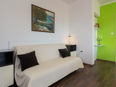 Apartment One bedroom apartment with terrace and sea view Vinišće, Trogir A-16928-a - Outdoor photo 12