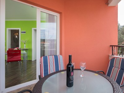 Apartment One bedroom apartment with terrace and sea view Vinišće, Trogir A-16928-a - Outdoor photo 26
