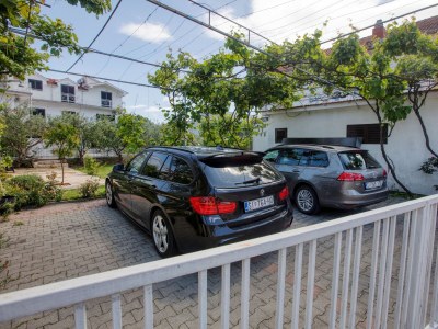 Apartment Two bedroom apartment with terrace Vodice A-15228-a - Outdoor photo 8