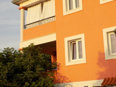 Apartment Two bedroom apartment with terrace and sea view Vinišće, Trogir A-16928-c - Outdoor photo 3