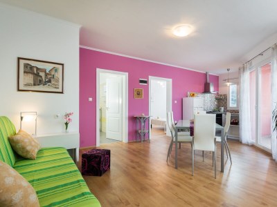 Apartment Two bedroom apartment with terrace and sea view Vinišće, Trogir A-16928-c - Outdoor photo 13