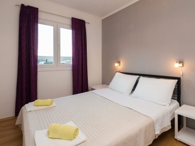 Apartment Two bedroom apartment with terrace and sea view Vinišće, Trogir A-16928-c - Outdoor photo 19