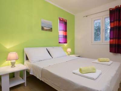 Apartment Two bedroom apartment with terrace and sea view Vinišće, Trogir A-16928-c - Outdoor photo 22