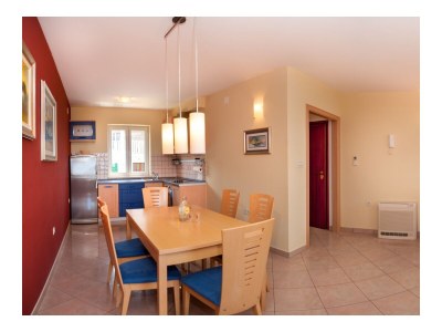 Apartment Two bedroom apartment with balcony and sea view Postira, Brač A-15242-a - Outdoor photo 7