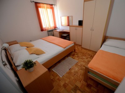 Apartment Two bedroom apartment with terrace and sea view Zadar - Diklo, Zadar A-15338-c - Outdoor photo 10