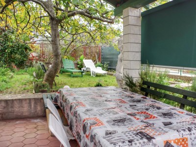 Apartment Two bedroom apartment with terrace Rogoznica A-15876-a - Outdoor photo 5