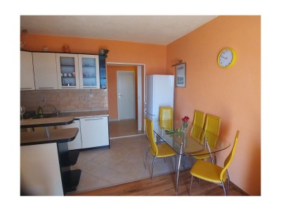 Apartment Two bedroom apartment with balcony and sea view Brist, Makarska A-15443-b in Podaca - Apartment