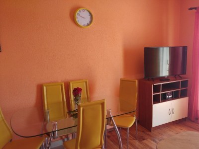 Apartment Two bedroom apartment with balcony and sea view Brist, Makarska A-15443-b - Outdoor photo 11