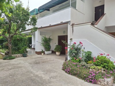 Apartment Two bedroom apartment with balcony and sea view Supetarska Draga - Donja, Rab A-15999-a - Outdoor photo 3