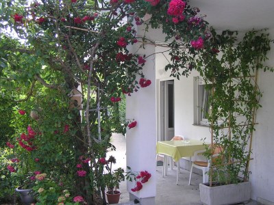 Apartment One bedroom apartment with terrace Supetarska Draga - Donja, Rab A-15999-b in Rab - Apartment