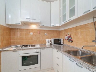 Apartment Two bedroom apartment with terrace Rogoznica A-15551-a - Outdoor photo 8