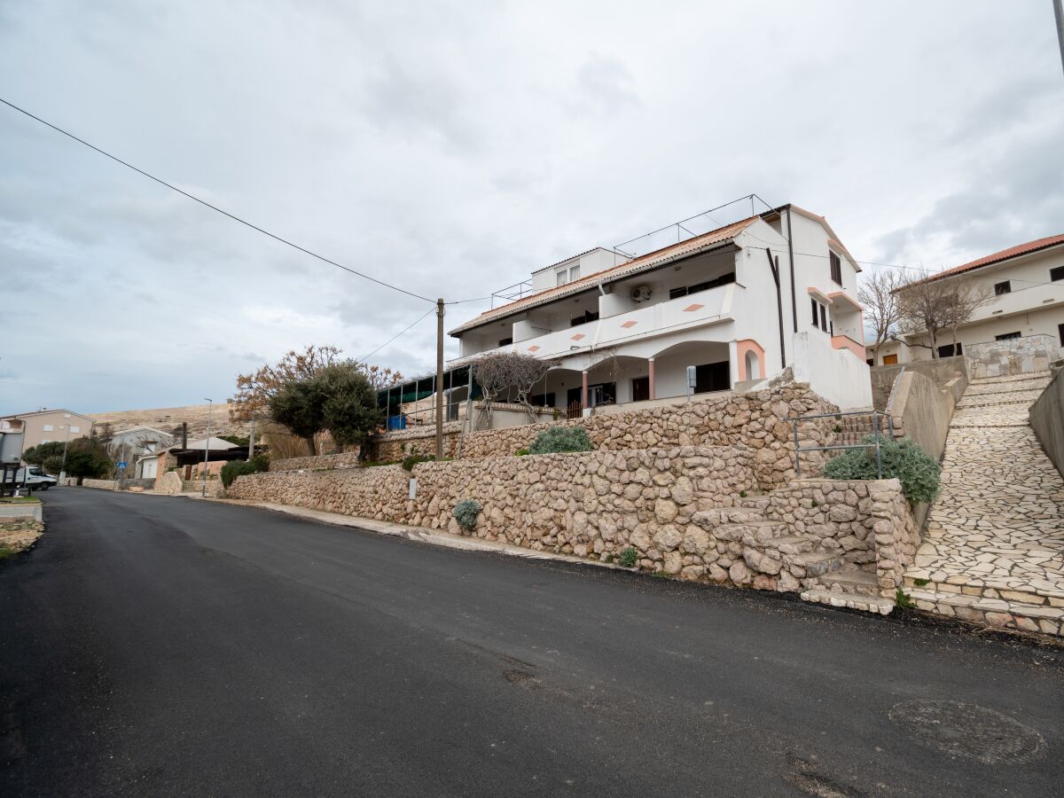 Apartment Apartments and rooms with parking space Zubovići, Pag - 16063 - Apartments and rooms with parking space Zubovići, Pag - 16063 - Outdoor photo 2