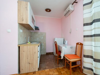 Apartment Apartments and rooms with parking space Zubovići, Pag - 16063 - Apartments and rooms with parking space Zubovići, Pag - 16063 - Outdoor photo 12