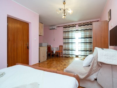Apartment Apartments and rooms with parking space Zubovići, Pag - 16063 - Apartments and rooms with parking space Zubovići, Pag - 16063 - Outdoor photo 16