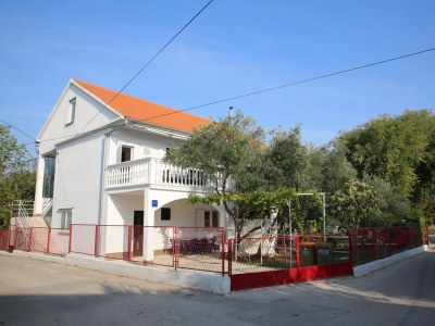 Apartment Three bedroom apartment with terrace Vodice A-16190-c - Outdoor photo 2