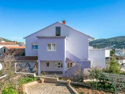 Apartment One bedroom apartment with terrace Marina, Trogir A-17013-b - Outdoor photo 2