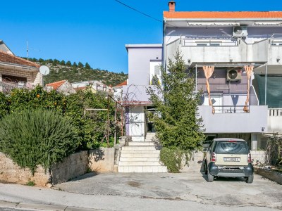 Apartment One bedroom apartment with terrace Marina, Trogir A-17013-b - Outdoor photo 4