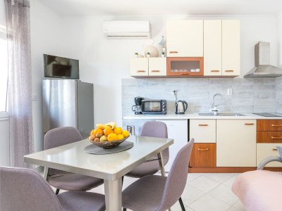 Apartment One bedroom apartment with terrace Marina, Trogir A-17013-b - Outdoor photo 11