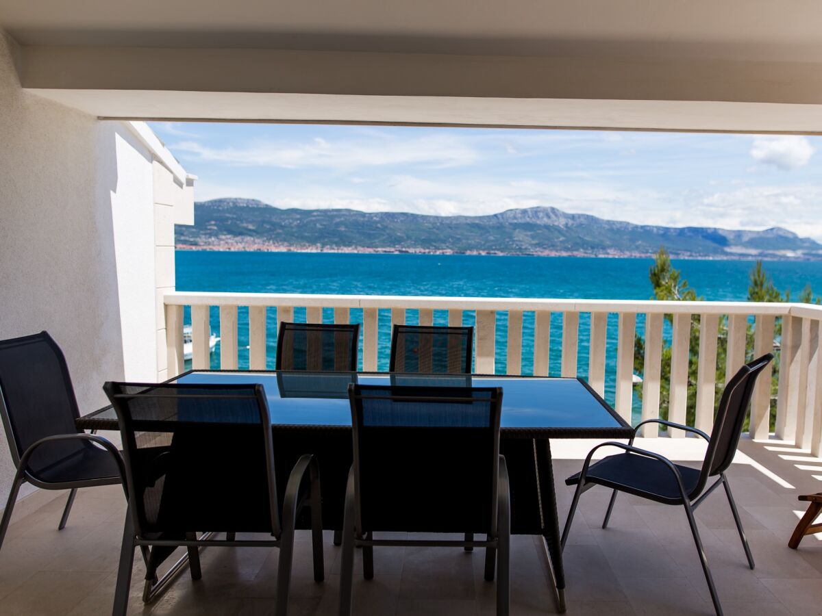 Apartment Two bedroom apartment near beach Arbanija, Čiovo A-14825-c