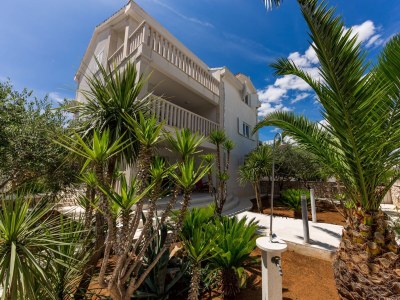 Apartment Two bedroom apartment near beach Arbanija, Čiovo A-14825-c - Outdoor photo 6