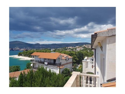 Apartment One bedroom apartment with terrace and sea view Okrug Gornji, Čiovo A-17032-a - Outdoor photo 14