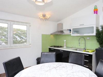 Apartment Two bedroom apartment with terrace and sea view Cove Ljubljeva, Trogir A-17122-a - Outdoor photo 17