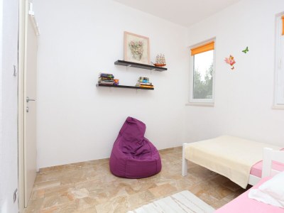 Apartment Two bedroom apartment with terrace and sea view Cove Ljubljeva, Trogir A-17122-c - Outdoor photo 22