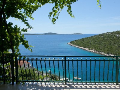 Apartment Two bedroom apartment with terrace and sea view Cove Ljubljeva, Trogir A-17122-c - Outdoor photo 31
