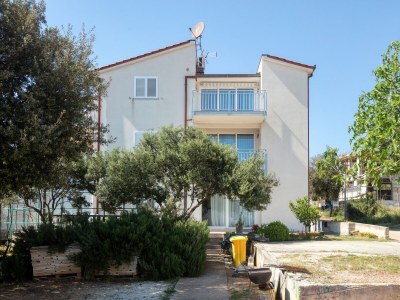 Apartment One bedroom apartment with terrace and sea view Rogoznica A-17129-c - Outdoor photo 10