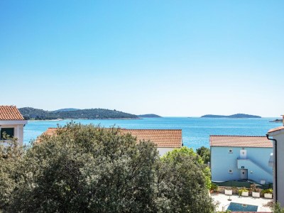 Apartment One bedroom apartment with terrace and sea view Rogoznica A-17129-c - Outdoor photo 36