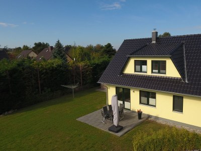 Holiday house Rügenurlaub (Rügen Holiday) - Outdoor photo 2