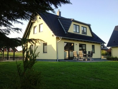 Holiday house Rügenurlaub (Rügen Holiday) - Outdoor photo 3