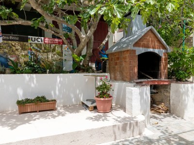 Apartment Two bedroom apartment near beach Pisak, Omiš A-15177-b - Outdoor photo 6