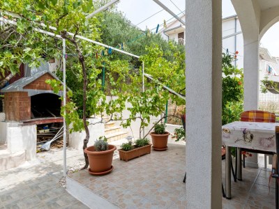 Apartment One bedroom apartment near beach Pisak, Omiš A-15177-c - Outdoor photo 5